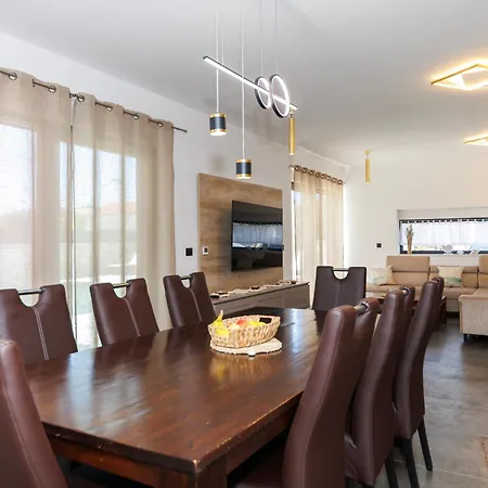 Villa Riva *